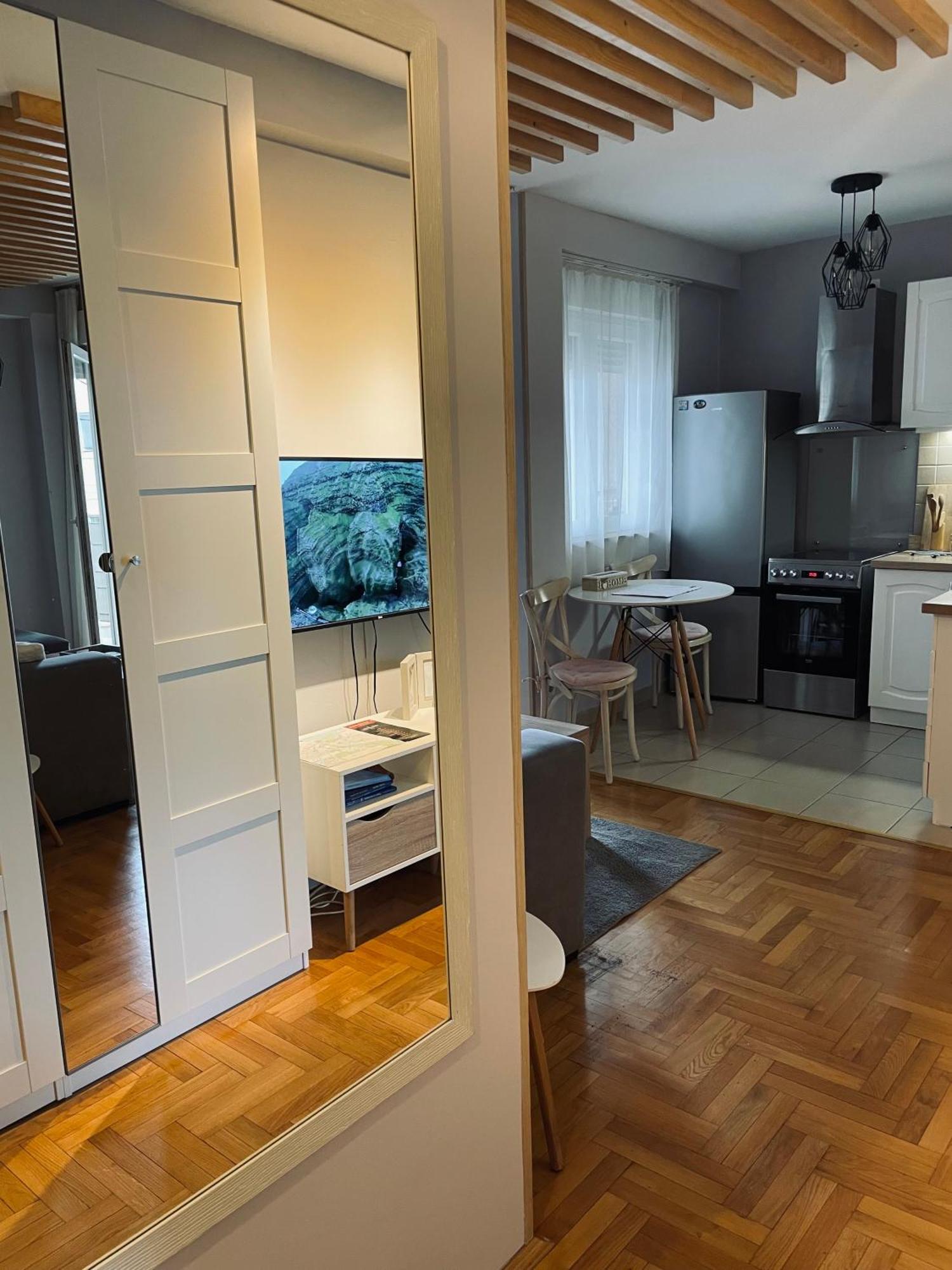 Apartment Cerska Mrb Beograd Bagian luar foto